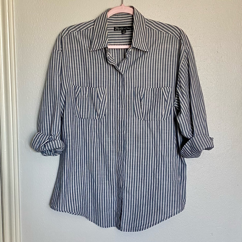 Elizabeth & James Striped Button Down Shirt Medium